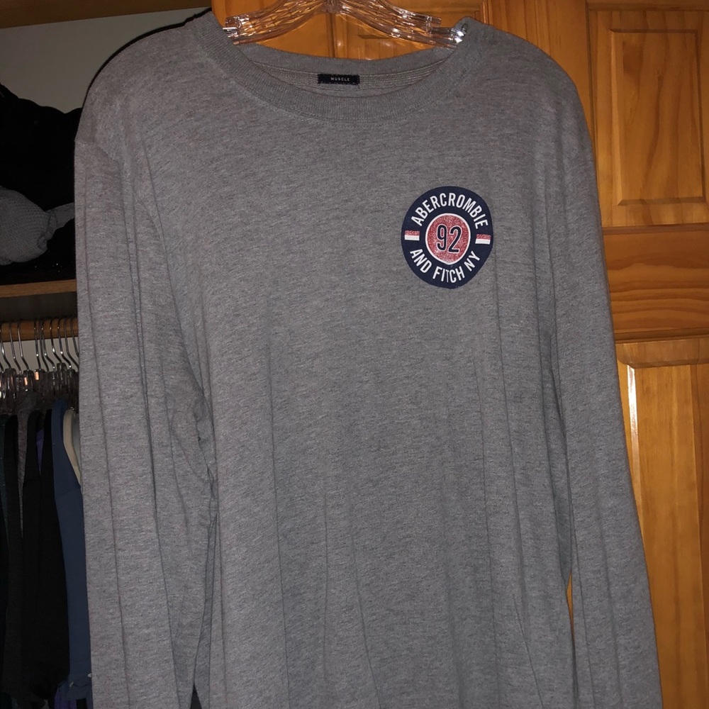 Abercrombie & Fitch Tee